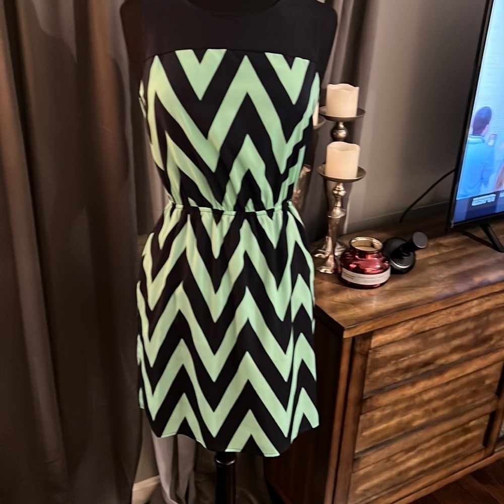 Aqua Bloomingdale’s‎ Brand Summer Chevron Strapless Printed Dress